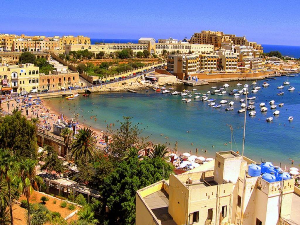 Deluxe Apartment With Valletta And Harbour Views Sliema Exteriér fotografie